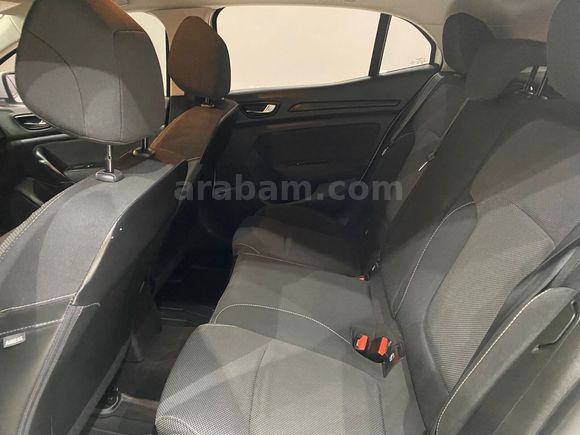 otomobil Renault Megane Hatchback 1.6 16V Joy