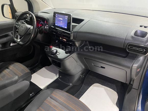otomobil Opel Combo Kombi 1.5 CDTI Ultimate Otomatik
