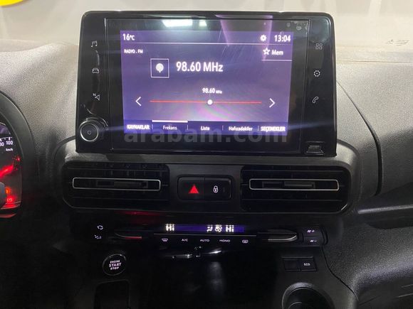 otomobil Opel Combo Kombi 1.5 CDTI Ultimate Otomatik