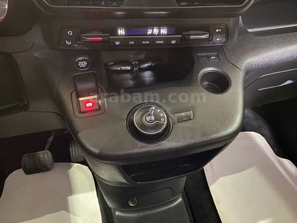 otomobil Opel Combo Kombi 1.5 CDTI Ultimate Otomatik
