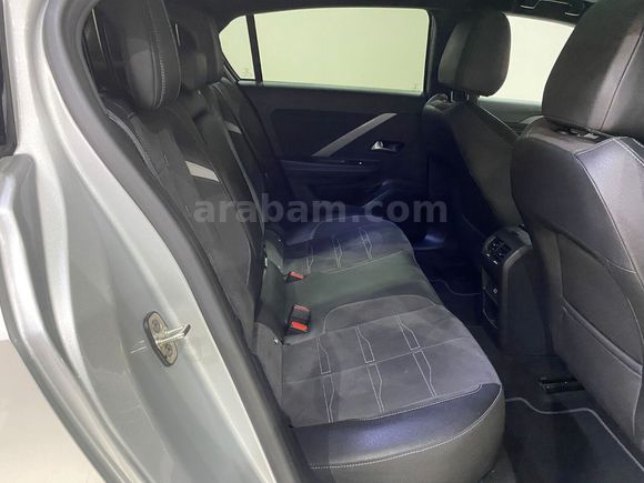 otomobil Opel Astra-e Ultimate