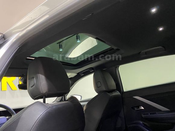 otomobil Opel Astra-e Ultimate