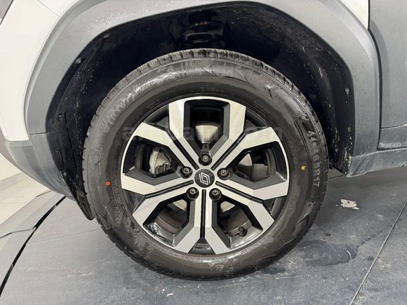 Renault Yetkili Bayi Günerlerden Duster