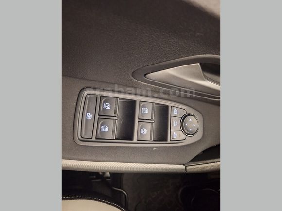 Renault Yetkili Bayi Günerlerden Duster