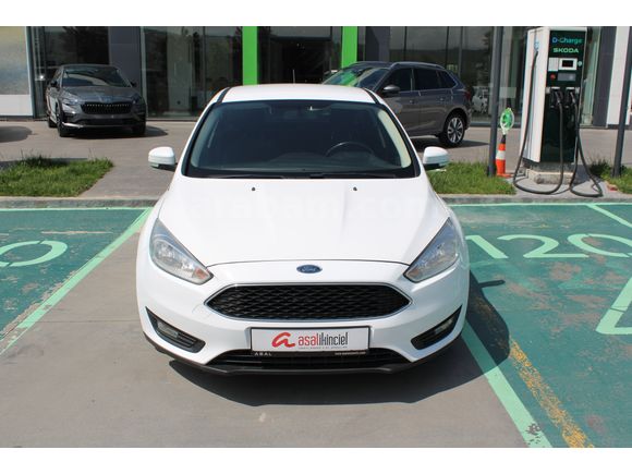 Ford  Focus 1.5TDCİ TREND X 