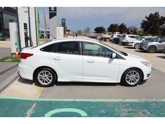 Ford  Focus 1.5TDCİ TREND X 