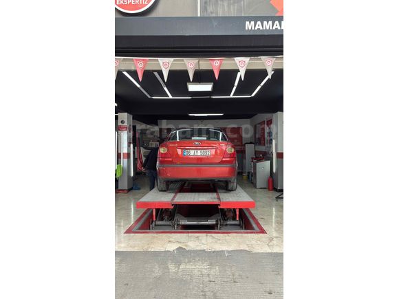 Sahibinden Ford Focus 1.6 TDCi Ghia 2006 Model  283.000 km Kırmızı