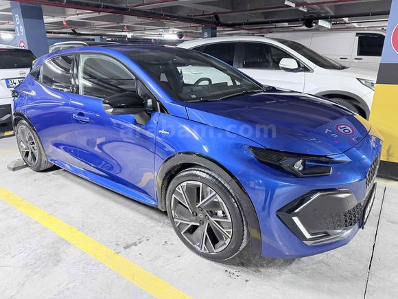 Sahibinden Renault Clio 1.2 TCe Techno Esprit Alpine 2026 Model 