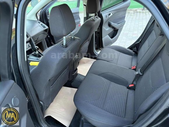 | ÖZGÜVEN | FORD FOCUS 1.6 TDCİ TİTANİUM MANUEL BAKIMLI