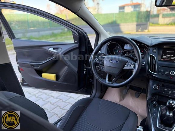| ÖZGÜVEN | FORD FOCUS 1.6 TDCİ TİTANİUM MANUEL BAKIMLI