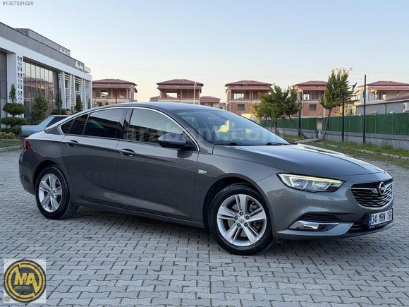 | ÖZGÜVEN | OPEL İNSİGNİA 1.6 CDTI DÜŞÜK KM EMALSİZ TEMİZLİKTE
