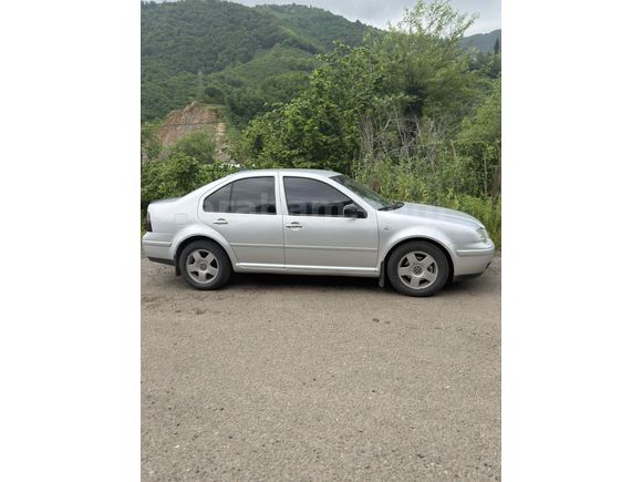 Değişensiz boyalı Pacific 2004 Model 