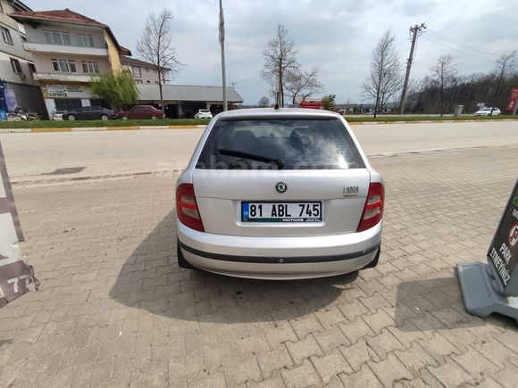 CUMBADA MOTORS'DAN - TEMİZ 2004 FABİA SORUNSUZ