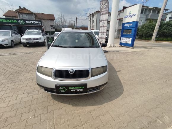 CUMBADA MOTORS'DAN - TEMİZ 2004 FABİA SORUNSUZ