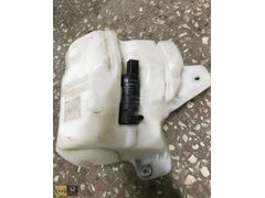 Opel Corsa D silecek suyu deposu TEK ÇIKIŞLI MOTORLU ORJİNAL GM