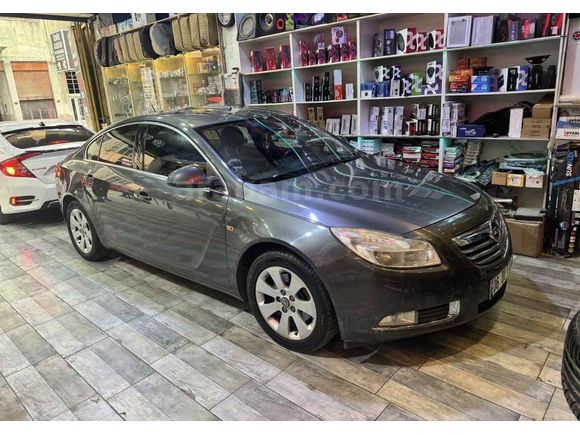 Sahibinden Opel Insignia turbo 1.6 T Edition 180 HP  Elegance 2009 Model  241.000 km Füme