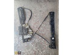 Opel Astra J Sağ Ön Kapı Cam Krikosu GM GRİ SOKET