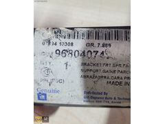 Chevrolet Captiva C100 Sağ Ön Tampon Ayağı GM Orijinal 96804074