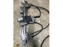 Opel Tigra B Sağ Kapı Cam Krikosu GM 2005 2006 2007