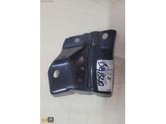 Opel Astra H Ön Çamurluk Braketi Sol GM Orj 1110892 - 93180451