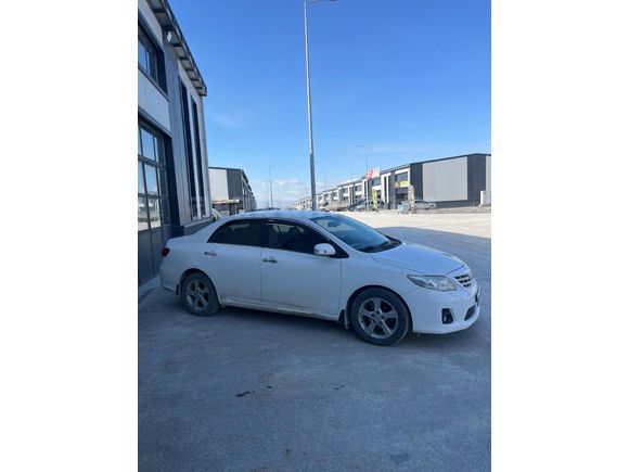 Sahibinden Toyota Corolla 1.6 Elegant 2011 Model  195.000 km Beyaz