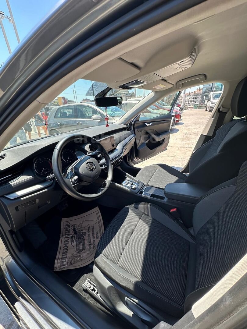 Kazasız Değişensiz 2021 Skoda Octavia Elite 7