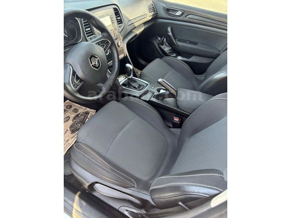 Sahibinden Renault Megane 1.5 Blue DCI Joy 2020 Model 
