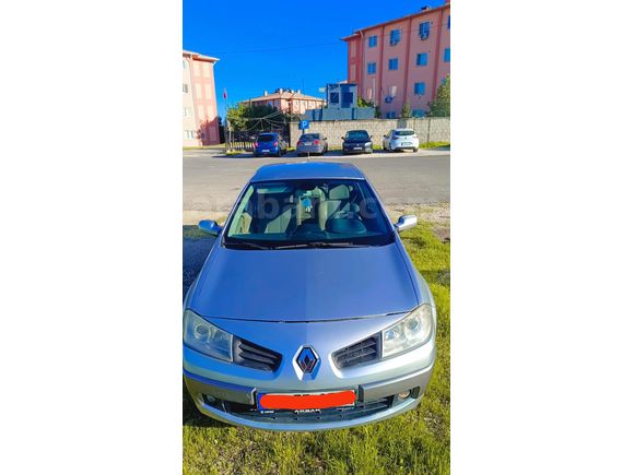 SAHİBİNDEN RENAULT MEGANE 1.6 PRIVILEGE 2008 MODEL