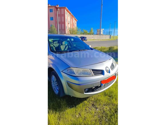 SAHİBİNDEN RENAULT MEGANE 1.6 PRIVILEGE 2008 MODEL