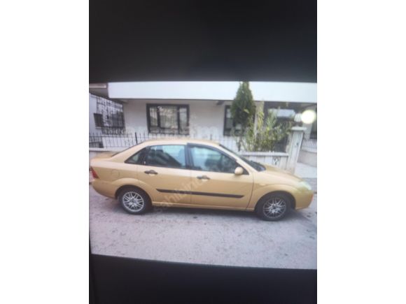 Sahibinden Ford Focus 1.6 Ghia 2001 Model