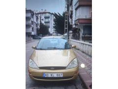 Sahibinden Ford Focus 1.6 Ghia 2001 Model