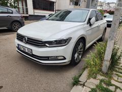 Galeriden Volkswagen Passat 1.6 TDi BlueMotion Highline 2015 Model İstanbul
