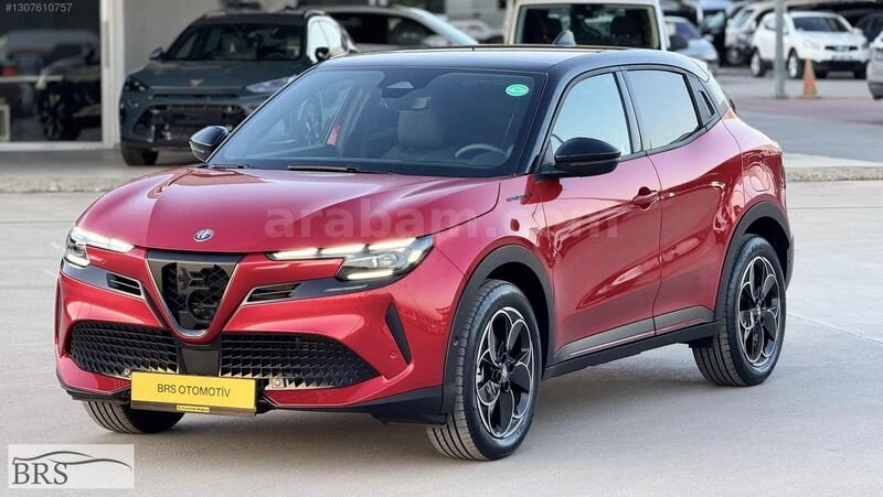 2026 ÇIKIŞLI ALFA ROMEO JUNIOR SPECİALE BOYASIZ MENZİL 592 KM 2
