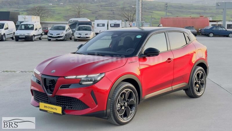 2026 ÇIKIŞLI ALFA ROMEO JUNIOR SPECİALE BOYASIZ MENZİL 592 KM 4