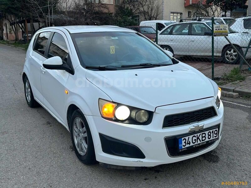 Galeriden Chevrolet Aveo 1.4 LT 2012 Model Kocaeli 200.000 km Beyaz