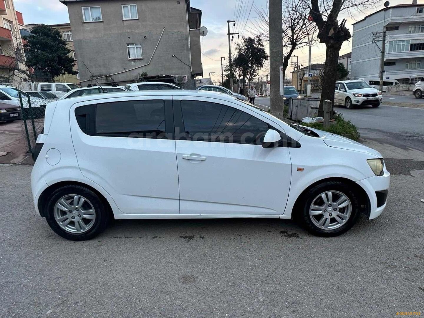 Galeriden Chevrolet Aveo 1.4 LT 2012 Model Kocaeli 200.000 km Beyaz 4