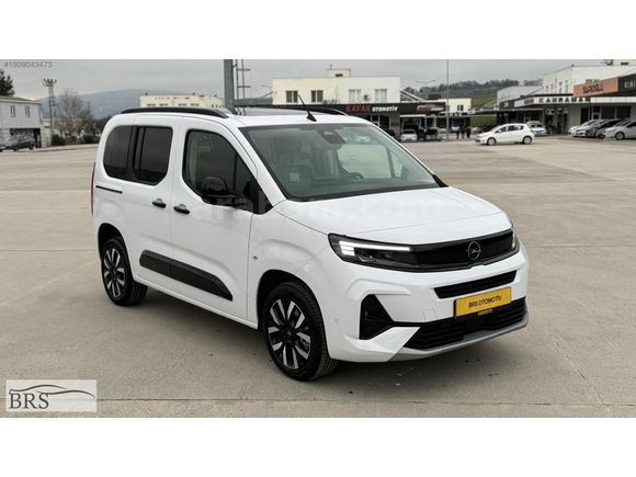 2025 OPEL COMBO 1.5D ULTİMATE CAM TAVAN HATASIZ
