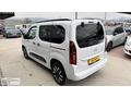 2025 OPEL COMBO 1.5D ULTİMATE CAM TAVAN HATASIZ