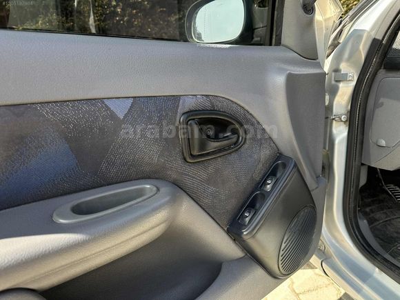 TT GALLERY' den BAKIMLI CLİO 1.4 RTA