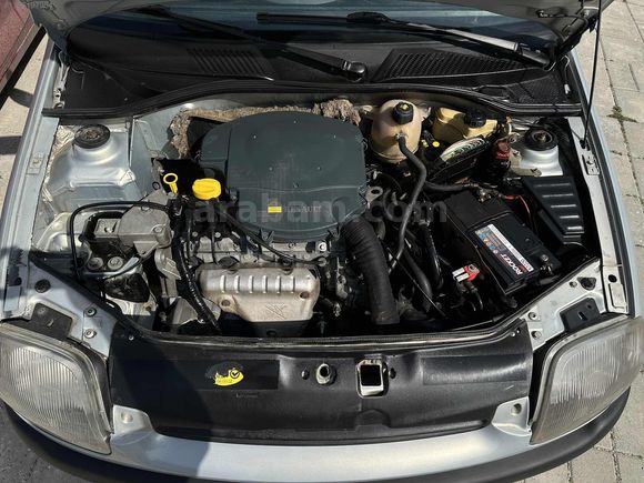 TT GALLERY' den BAKIMLI CLİO 1.4 RTA