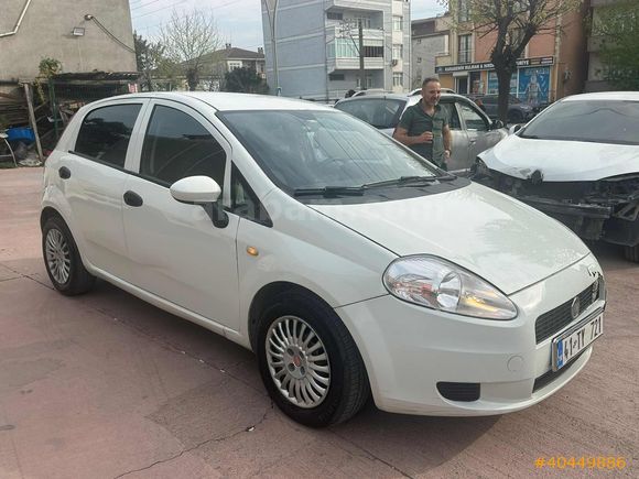 CNR OTOMOTİV DEN FİAT PUNTO TEMİZ ARAÇ