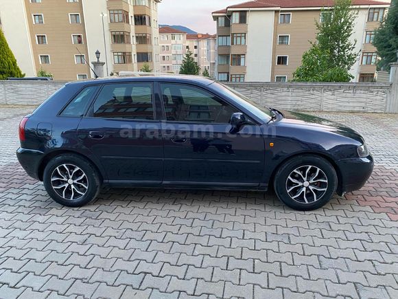 Sahibinden Audi A3 Sportback 1.6 Ambiente 2000 Model