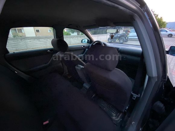 Sahibinden Audi A3 Sportback 1.6 Ambiente 2000 Model