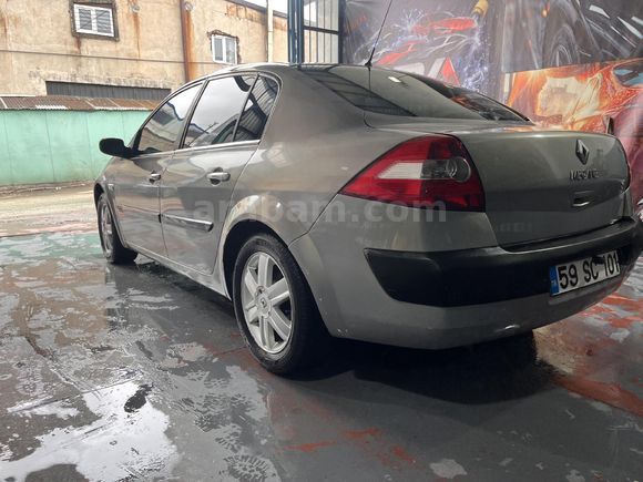 Sahibinden Renault Megane 1.6 Authentique 2004 Model