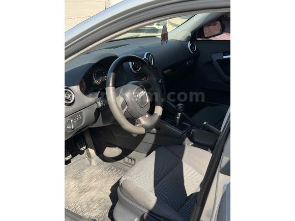     Biniciden Temiz ve Bakımlı Audi A3