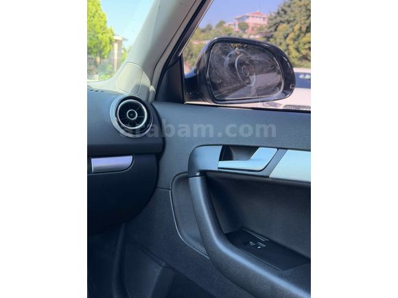     Biniciden Temiz ve Bakımlı Audi A3