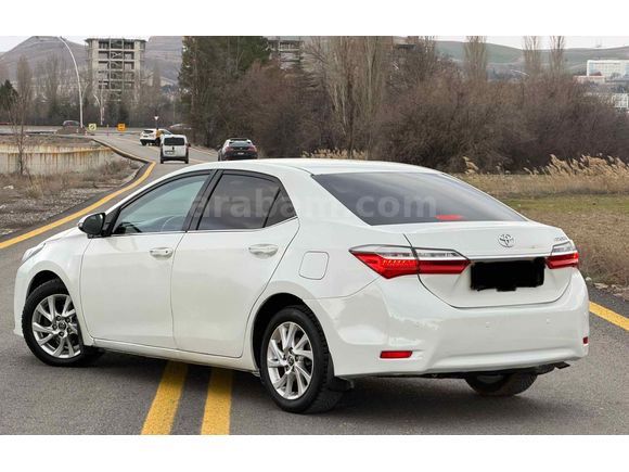 Sahibinden Toyota Corolla 1.4 D-4D Advance 2016 Model 