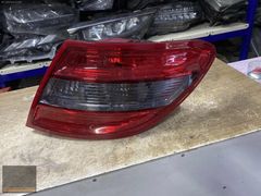 MERCEDES W204 C SERİSİ ARKA SAĞ STOP HATASIZ ORİJİNAL ÇIKMA
