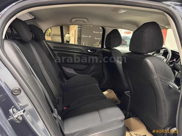 GÜVENLER'DEN 2019 MEGANE 1.6 JOY