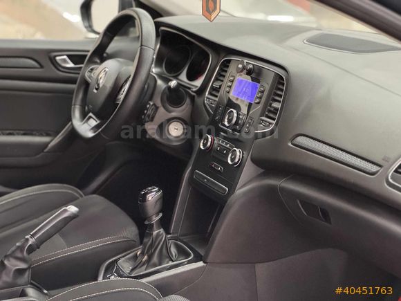 GÜVENLER'DEN 2019 MEGANE 1.6 JOY
